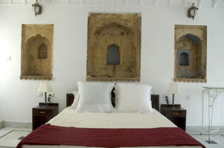 Hotel Bundi Haveli - Tap to explore photos