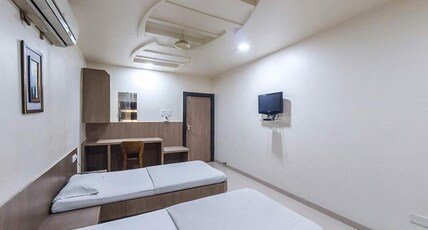 VSM International Room Type - Deluxe Executive AC