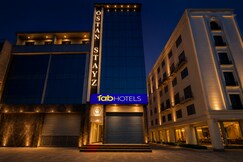 FabHotel Ostan Stayz 15