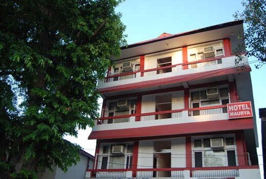 Hotel Maurya Kangra
