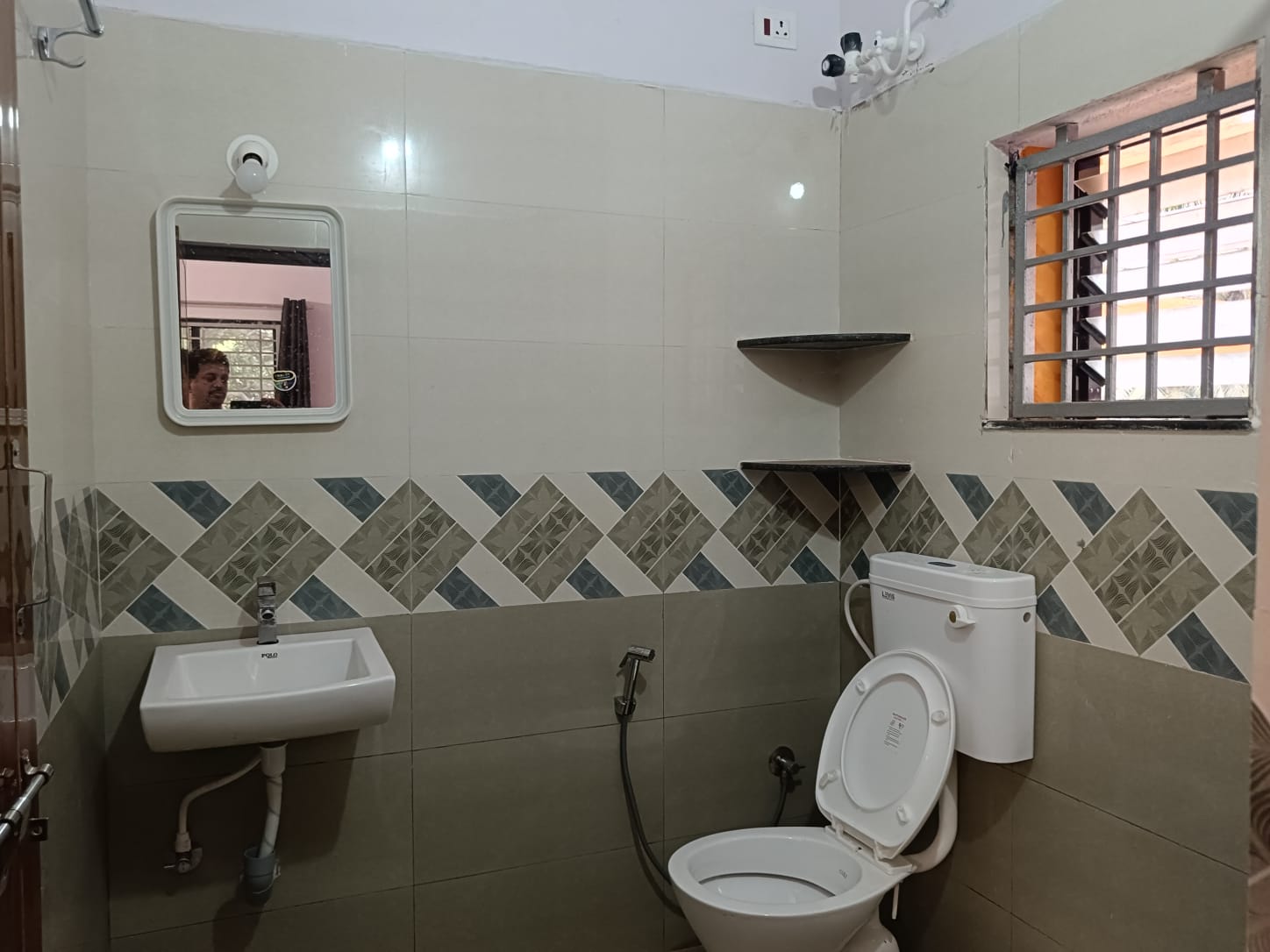 Pinaki Homestay - Tap to explore photos