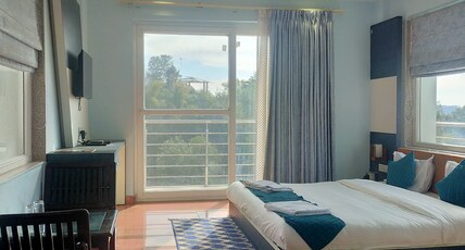 HOTEL SOLITUDE Room Type - Super Deluxe with Balcony HOTEL SOLITUDE Room Type - Super Deluxe with Balcony