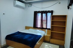 HOTEL GRAND INN