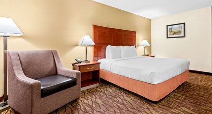 Best Western Inn Room Type - 1 King Bed, Mobility Accessible, Roll In Shower, Non-Smoking, Continental Breakfast Best Western Inn Room Type - 1 King Bed, Mobility Accessible, Roll In Shower, Non-Smoking, Continental Breakfast