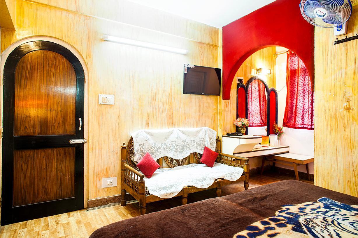 Hotel Doegar - Tap to explore photos