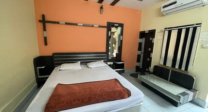 HOTEL SATKAR DELUXE Room Type - AC SUPER DELUXE