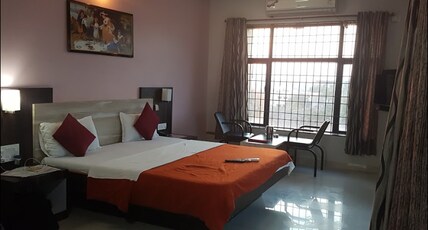Hotel Haripriya Room Type - Executive AC Room