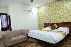 STAR BANQUET HALLS AND LUXURY ROOMS