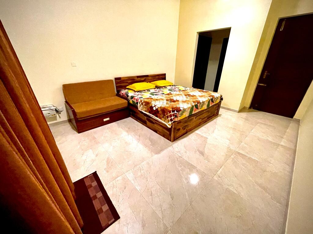 Aikya Service Apartment Kadri - Tap to explore photos