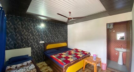 Shivay guest house Room Type - Bedroom 2