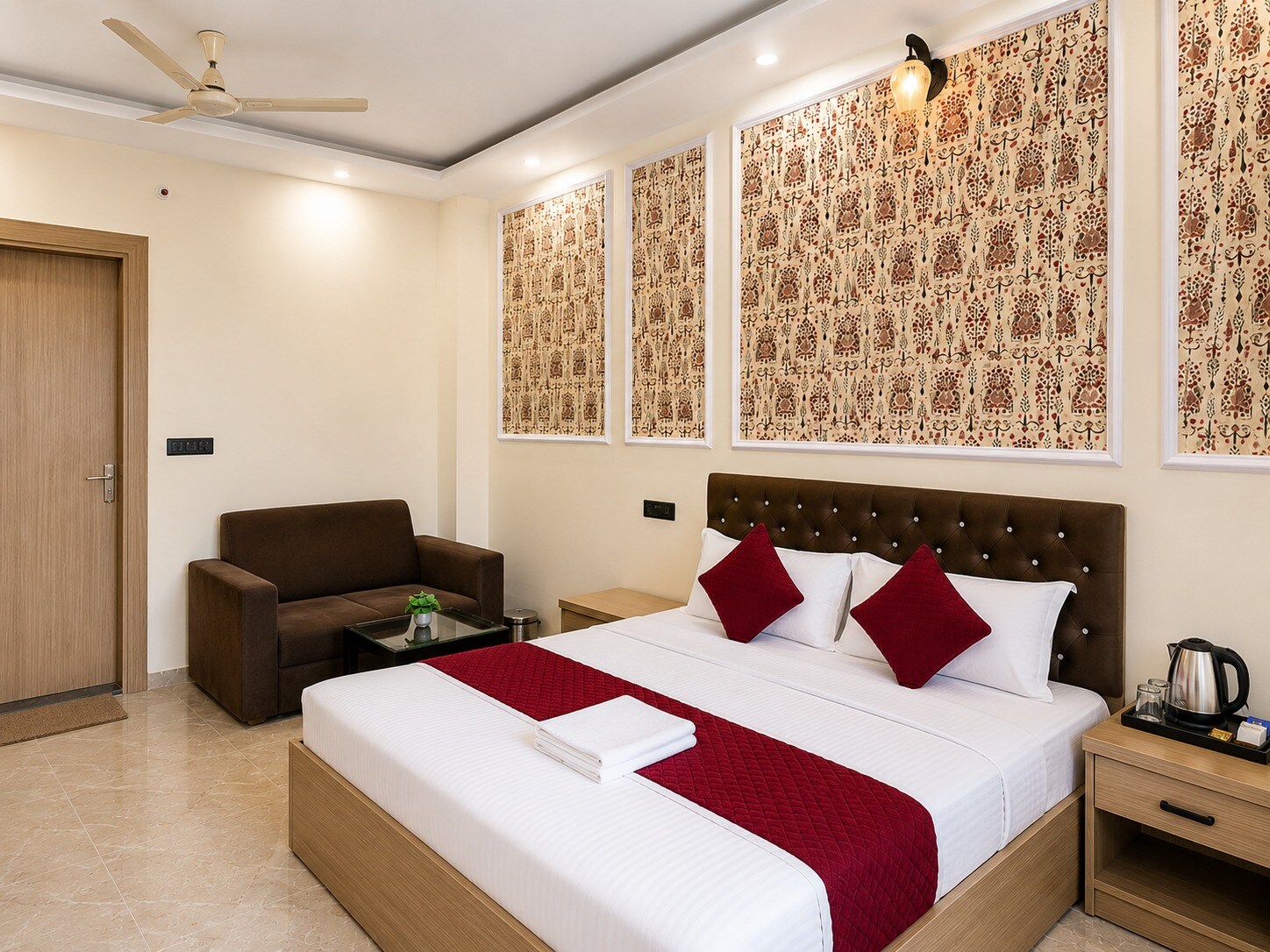 Hotel Pratishtha - Tap to explore photos