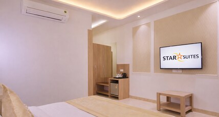 HOTEL YOLO COUPLE FRIENDLY Room Type - Luxury Queen Suite Room With Free WIFI