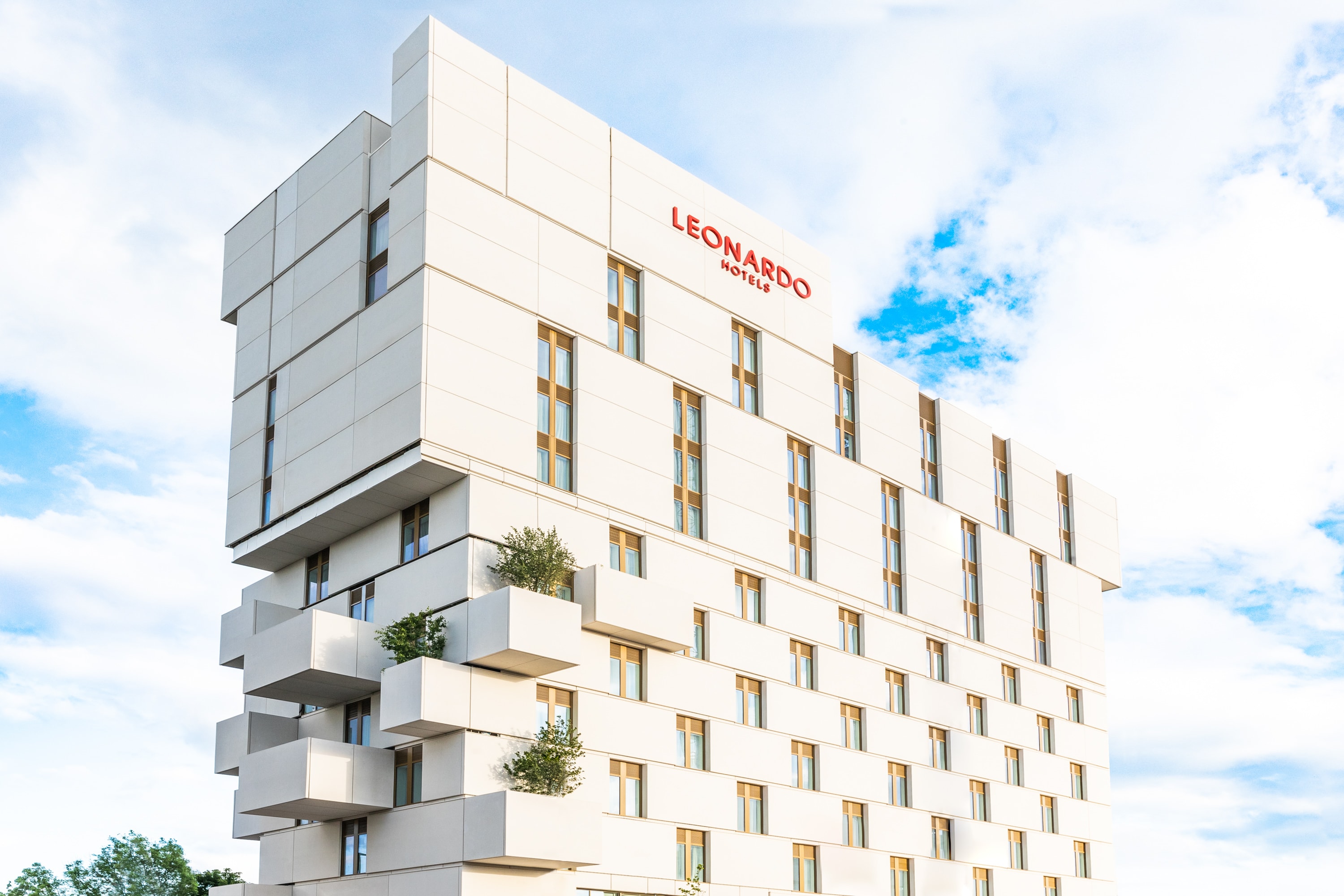 Leonardo Hotel Manchester Piccadilly - Tap to explore photos