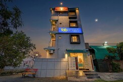 FabHotel Welcome Inn Besa