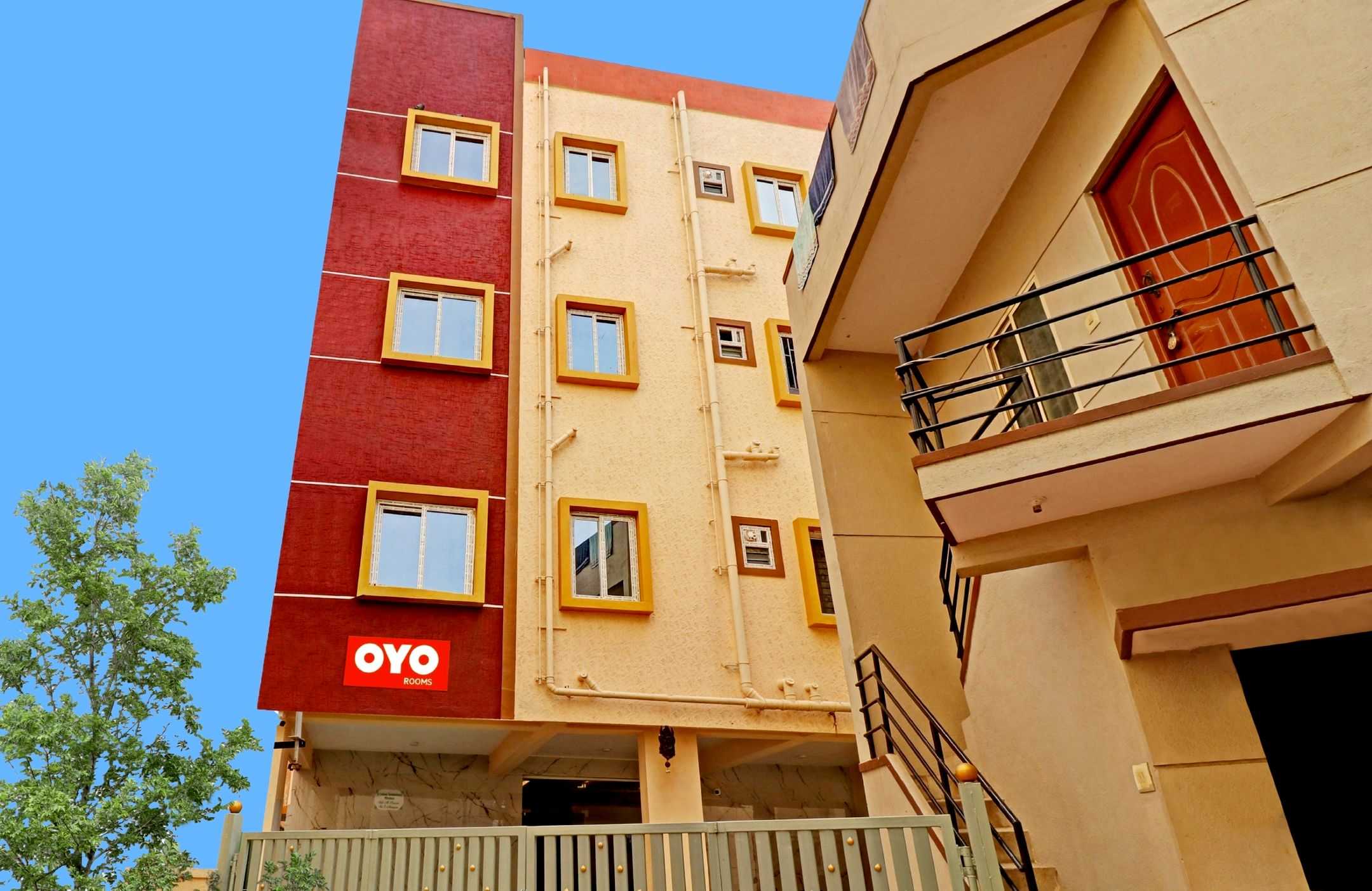 Hotel O SKYSPACE Near Yeshwantupur railway station - Tap to explore photos