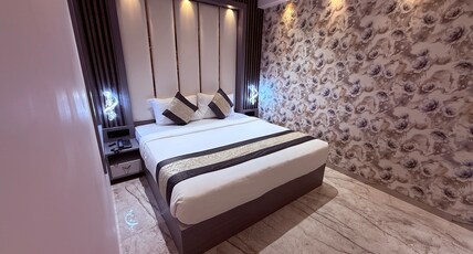 Hotel Saffron Grand Thane Room Type - Suite Room With Bathtub