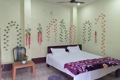 Maa Yatri Niwas Homestay