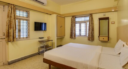 Hotel Vandana Room Type - Executive Room