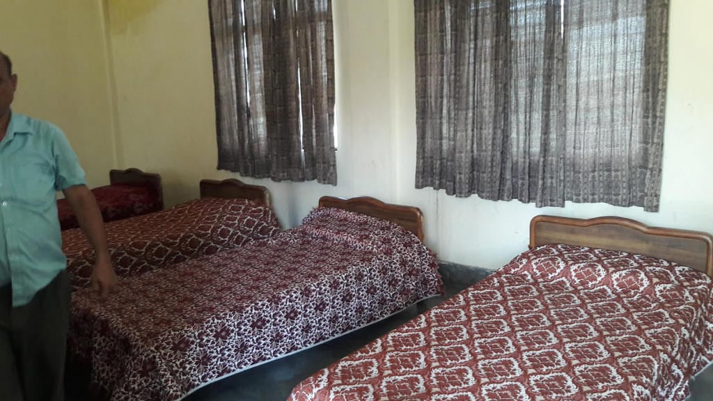 RAHI TOURIST BUNGALOW GARHMUKTESHWAR - Tap to explore photos