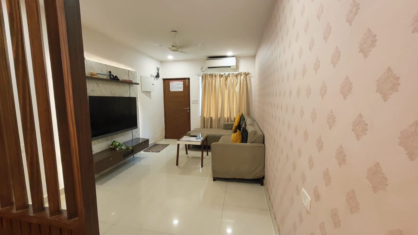 4BHK pool Villa withJacuzzi 5 mins Anjuna Beach - Tap to explore photos