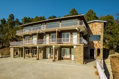  KASAR RAINBOW YOGA RETREAT (100 METER AWAY FROM KASAR DEVI TEMPLE)