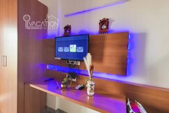 Peaceful Studio & Couple Friendly Nr Expo Mart by Vacationbuddy