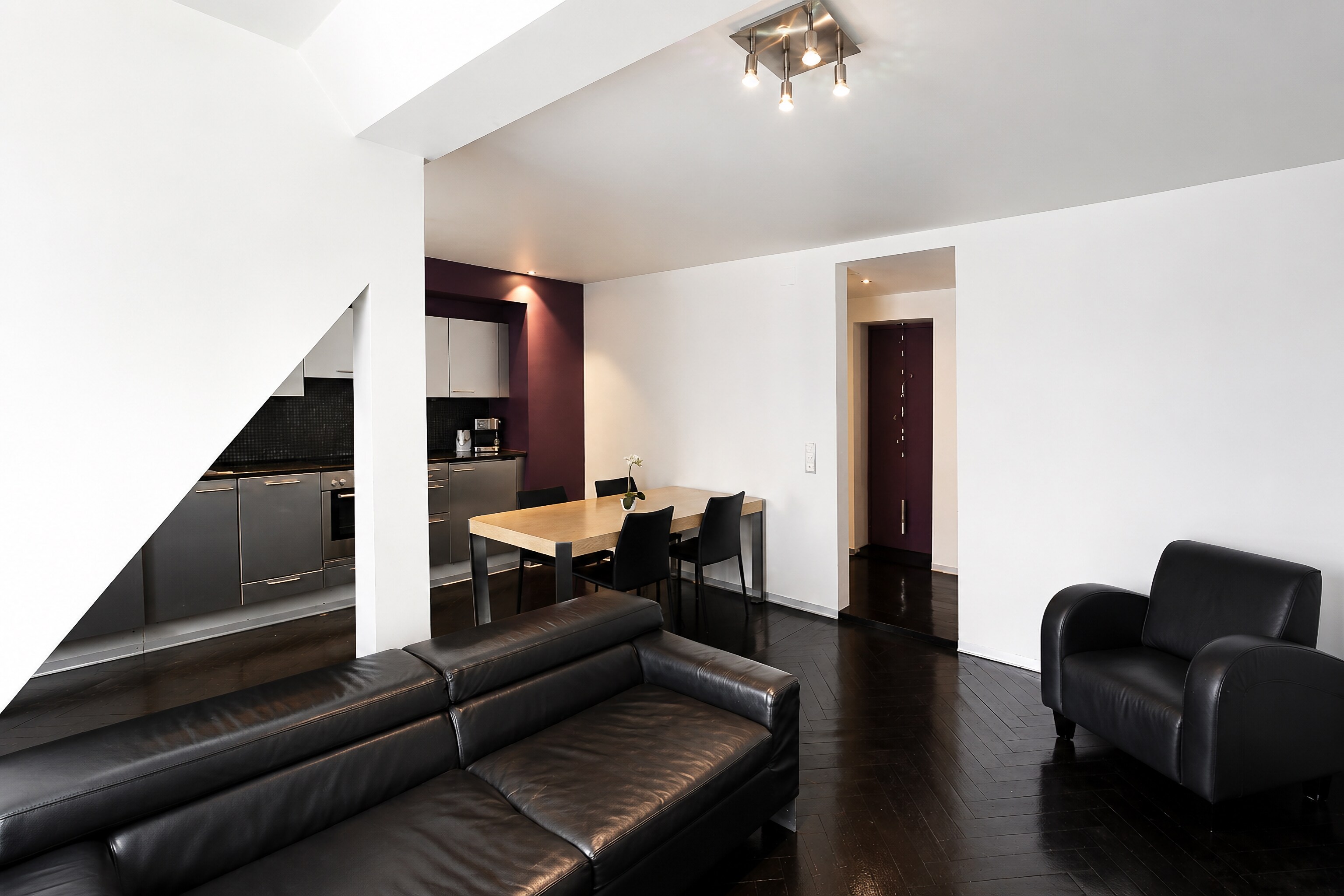 VISIONAPARTMENTS Hardstrasse – self check-in - Tap to explore photos