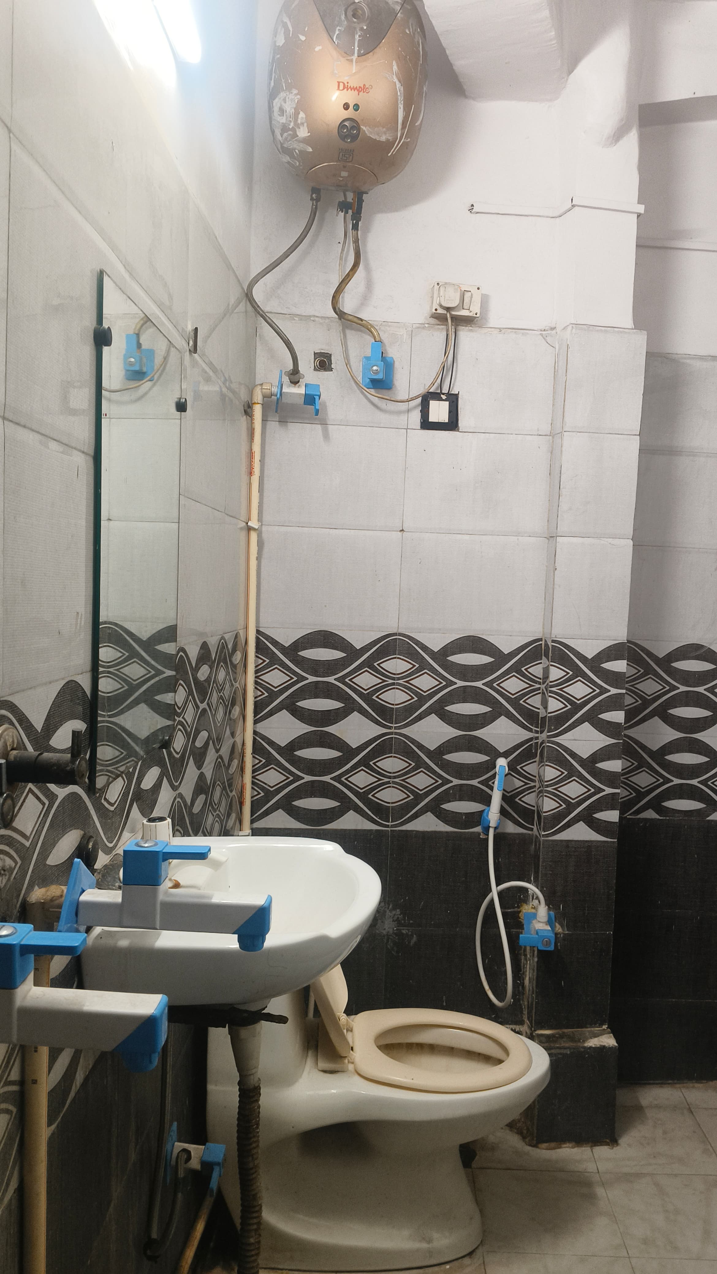 Travel Inn Delhi - Tap to explore photos