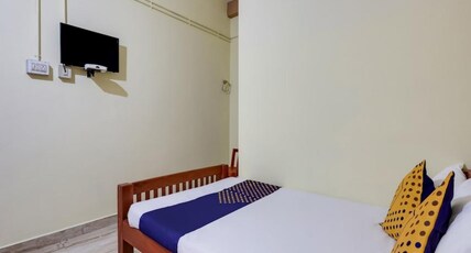 Poothayil Residency Room Type - Standard Non AC