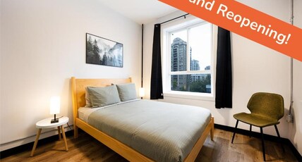 Samesun Vancouver Room Type - Private Room with shared bathroom