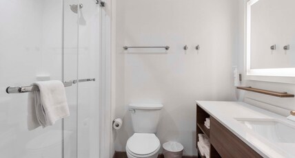Home2 Suites by Hilton Lake Jackson Room Type - 2QN HEARING ACC STUDIO