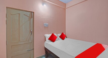 Hotel O New Mayuri Lodge Room Type - Classic