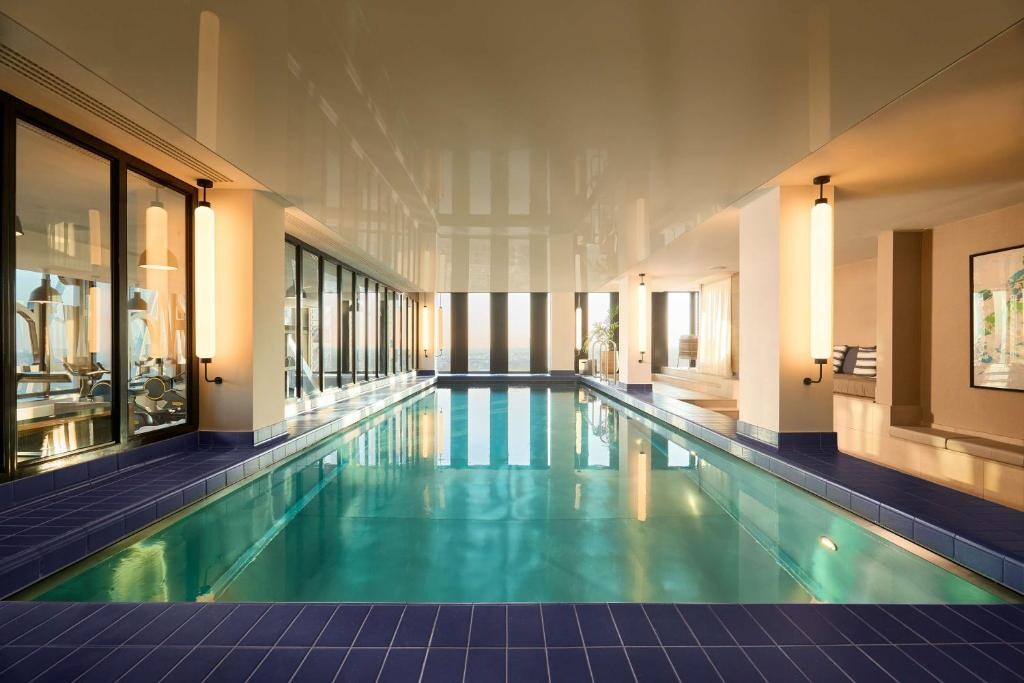 Adina Apartment Hotel Munich - Tap to explore photos