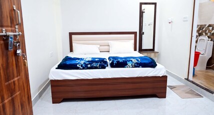 Swagatam Guest House Room Type - Deluxe Non AC Room