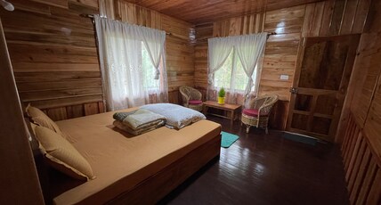 Hilltop Hideaway | Mountain-view Rooms Room Type - Suite Room