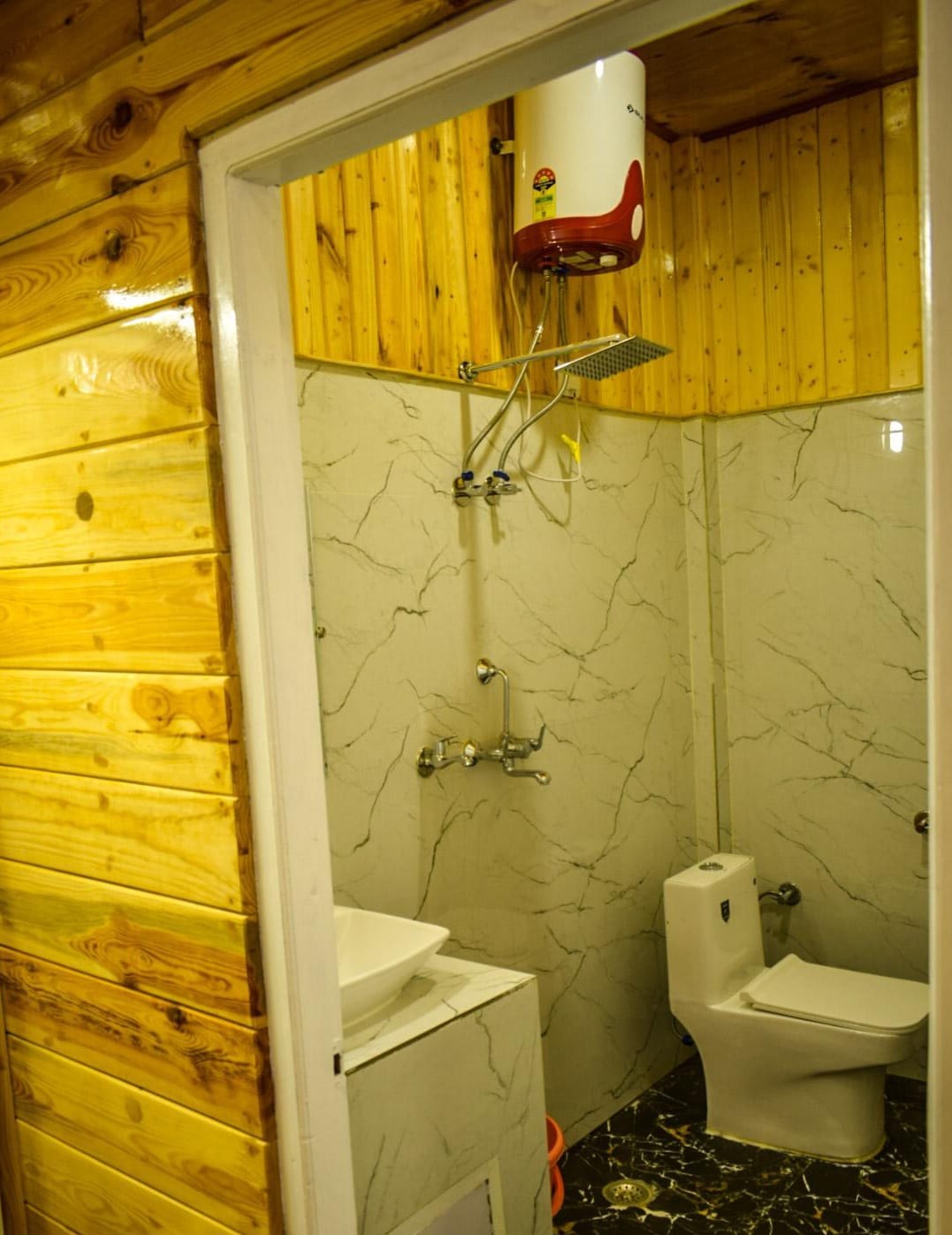 route 707 Homestay - Tap to explore photos
