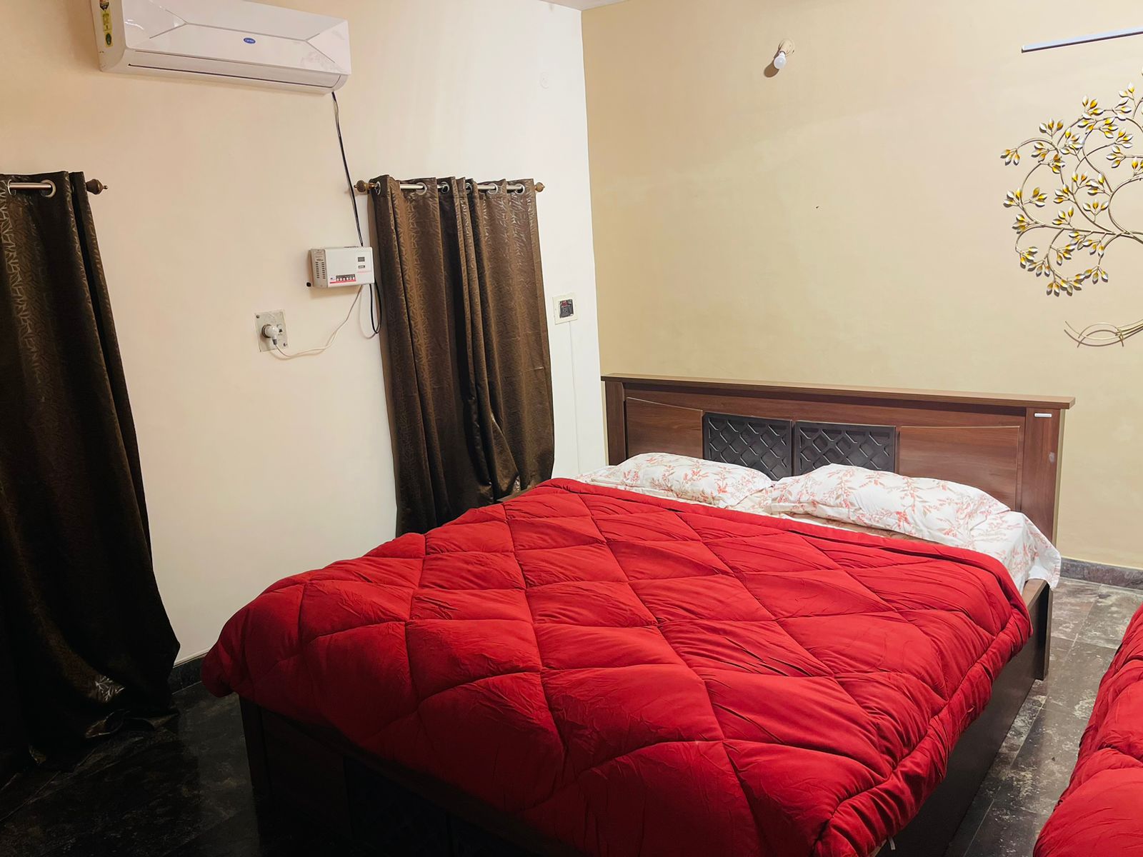 Nirai Homestays - Tap to explore photos