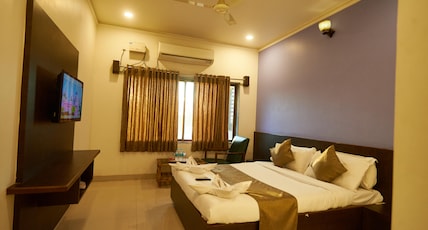 Hotel Pride Inn Room Type - Superior Room Hotel Pride Inn Room Type - Superior Room