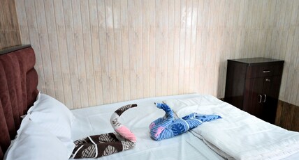 Hotel Bhagirath Room Type - Bedroom 1