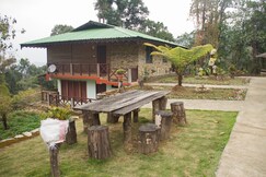 The Barfung Retreat | Rooms & Guided Treks