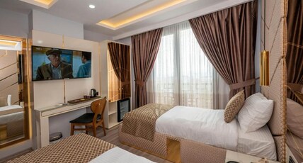 Zazzoni Airport Hotel Room Type - Deluxe Double Room Zazzoni Airport Hotel Room Type - Deluxe Double Room