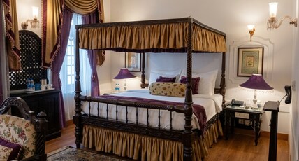 Noor-Us-Sabah Palace Room Type - Crown Club Suites