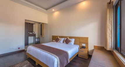 Boros Resort Room Type - Premium Room