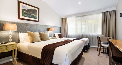 Best Western Sanctuary Inn Room Type - 1 Queen And 1 Single, Non-Smoking, Premier Room, Mini Bar, Cable Tv, Air-Conditioned, Free Wi-Fi Best Western Sanctuary Inn Room Type - 1 Queen And 1 Single, Non-Smoking, Premier Room, Mini Bar, Cable Tv, Air-Conditioned, Free Wi-Fi