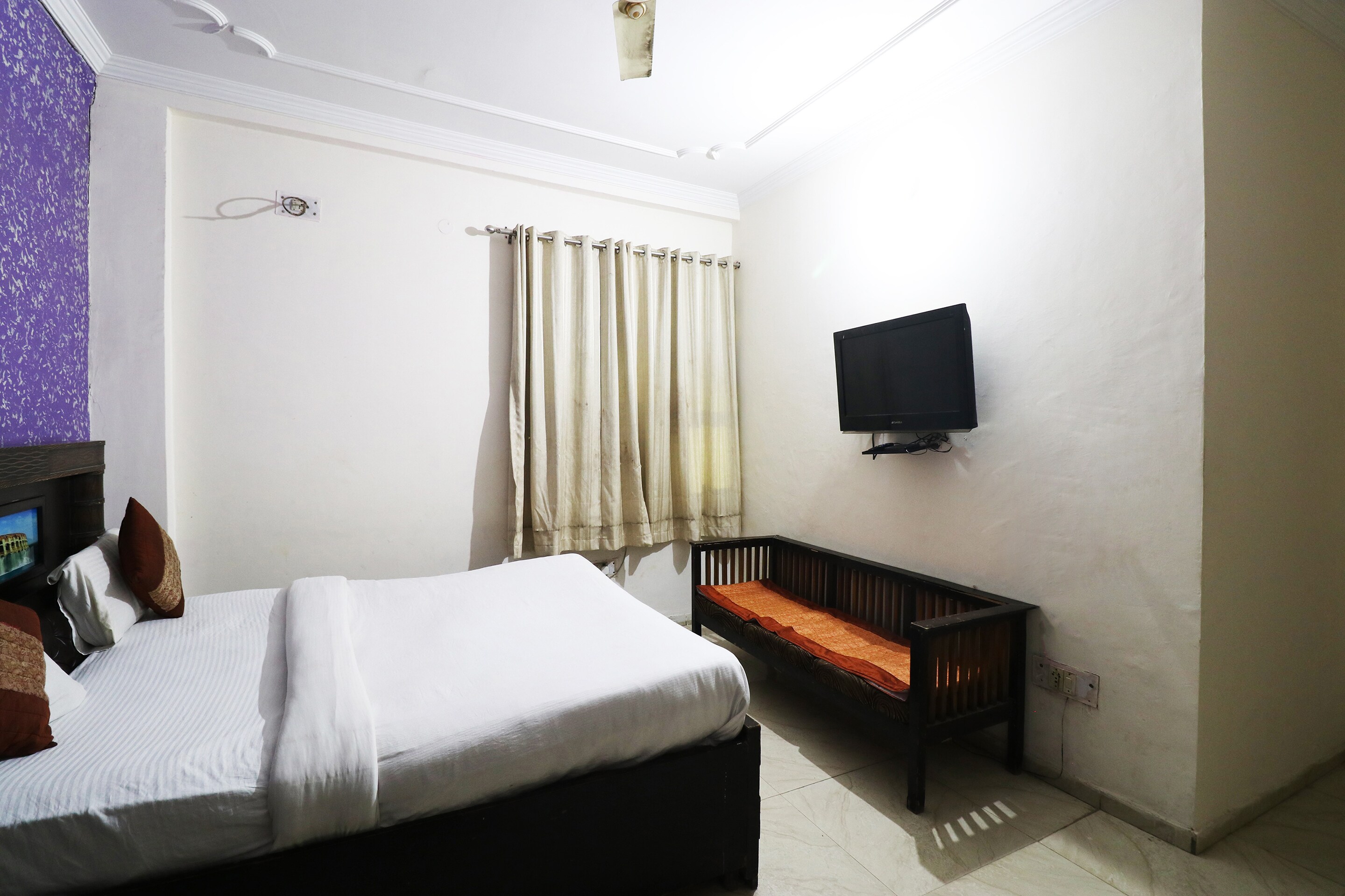 Hotel O Krishna Cottage - Tap to explore photos