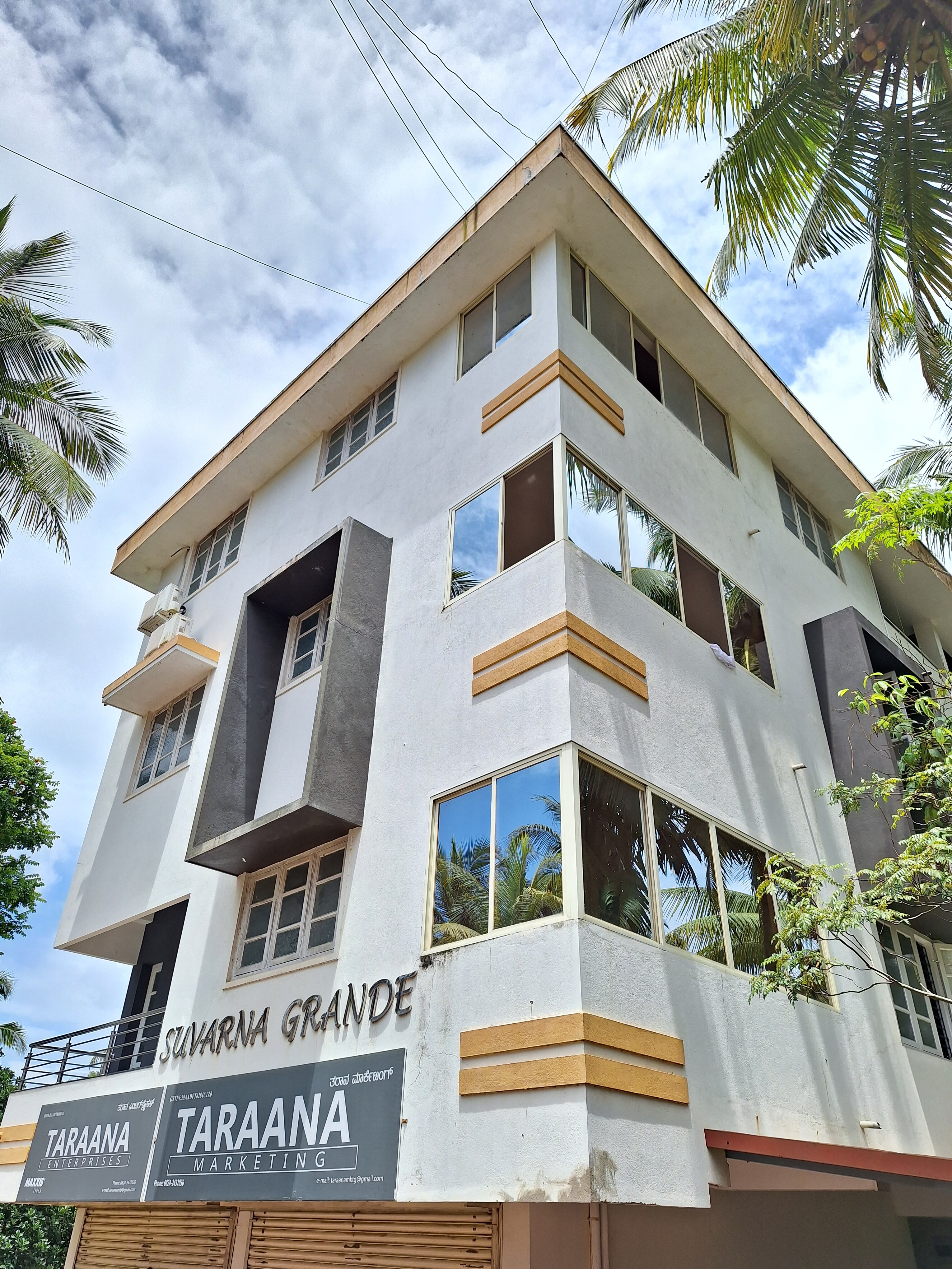 Suvarna Grande Homes Hotels & Service Apartment - Tap to explore photos