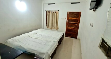 Boopathy Residency Room Type - Standard Triple Bed Non AC