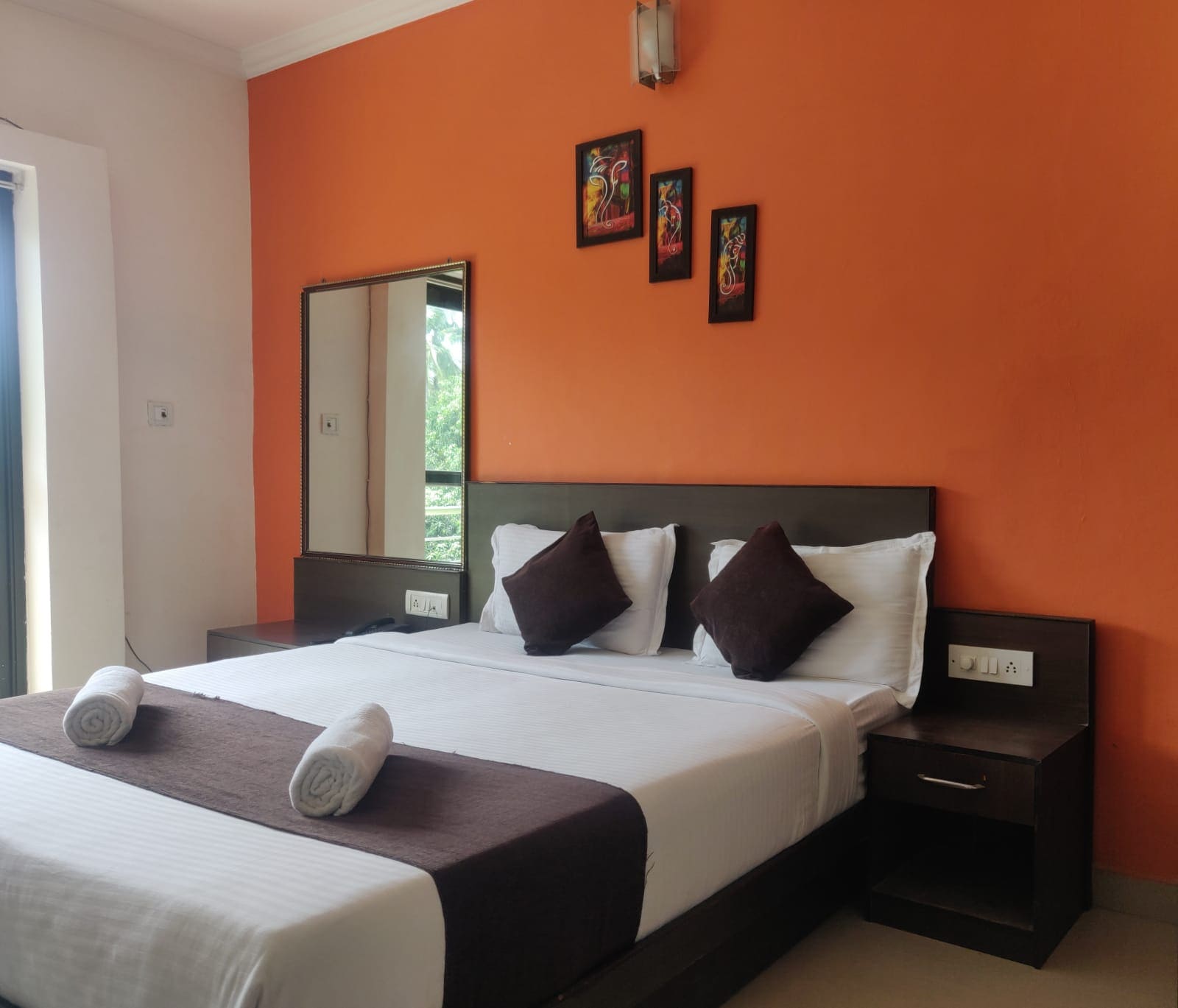 Shivam Resorts - Tap to explore photos