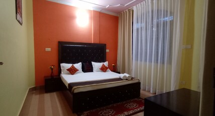 Bakshi Home Stay Room Type - Bedroom 2
