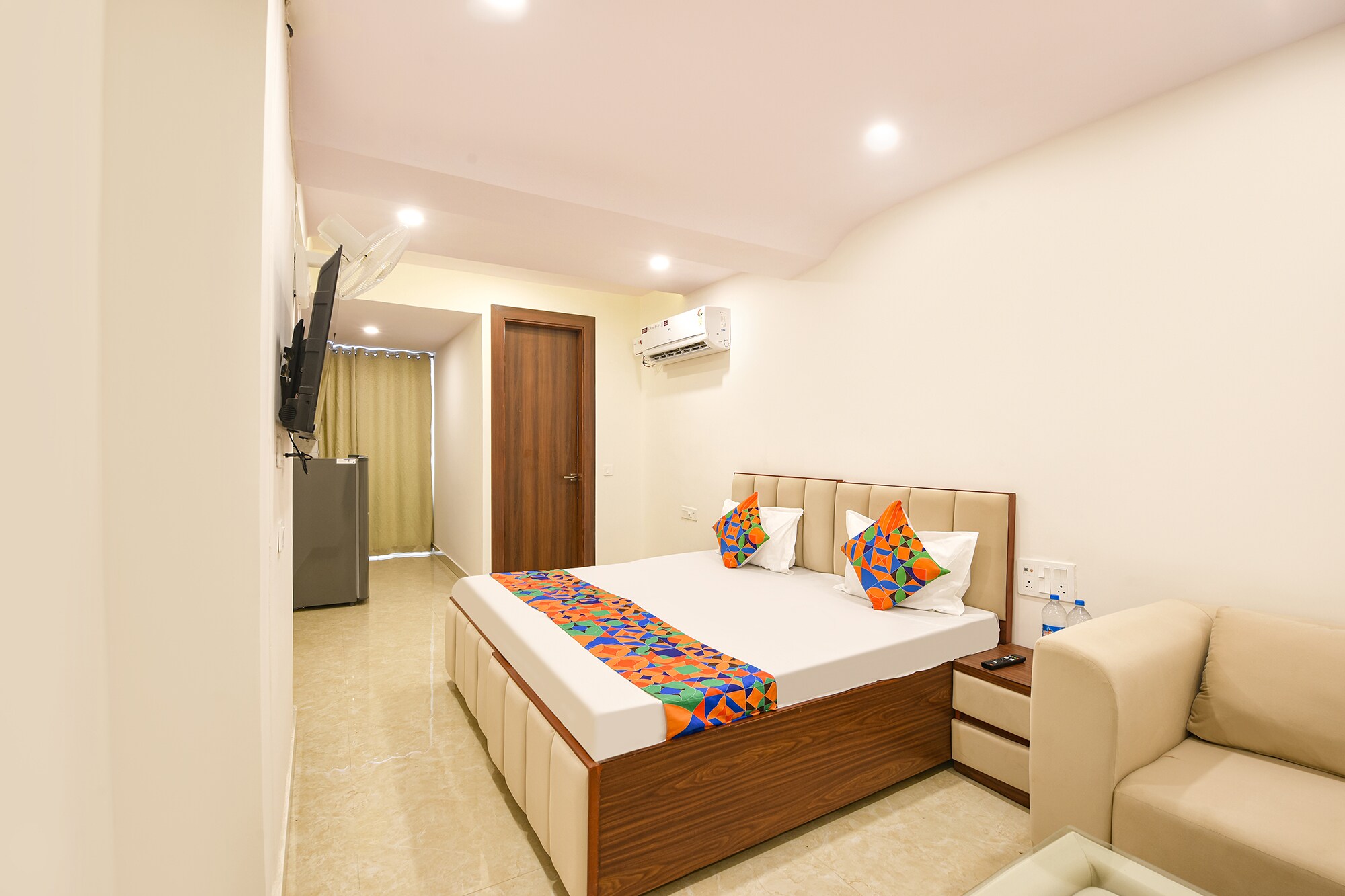 FabHotel Durga Luxury Studio - Tap to explore photos